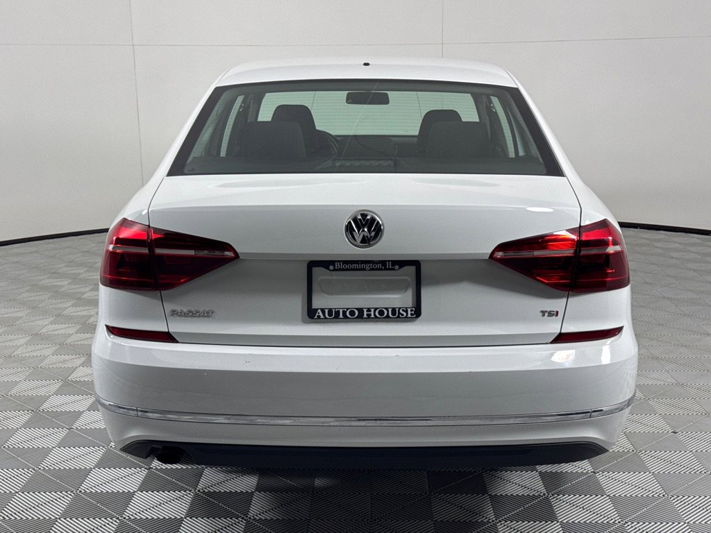 Used 2018 Volkswagen Passat 2.0T S w/ Driver Assistance Package image 6