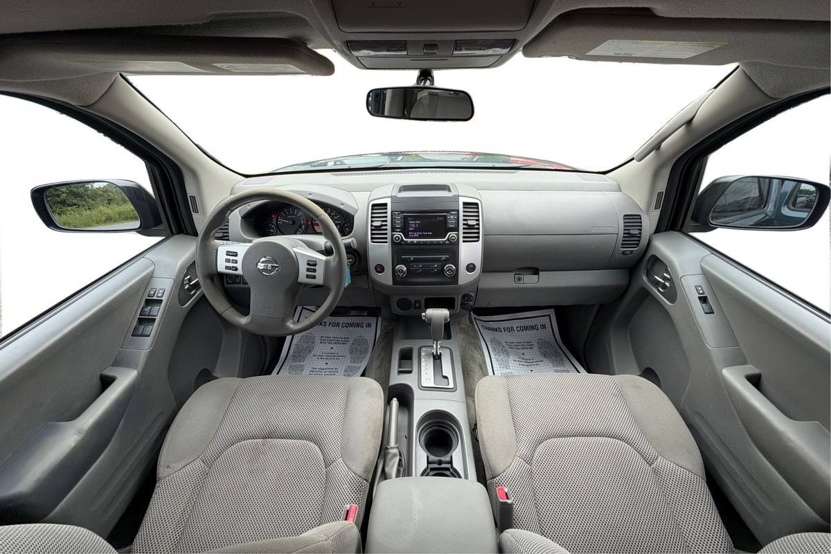 Used 2018 Nissan Frontier SV RWD image 27