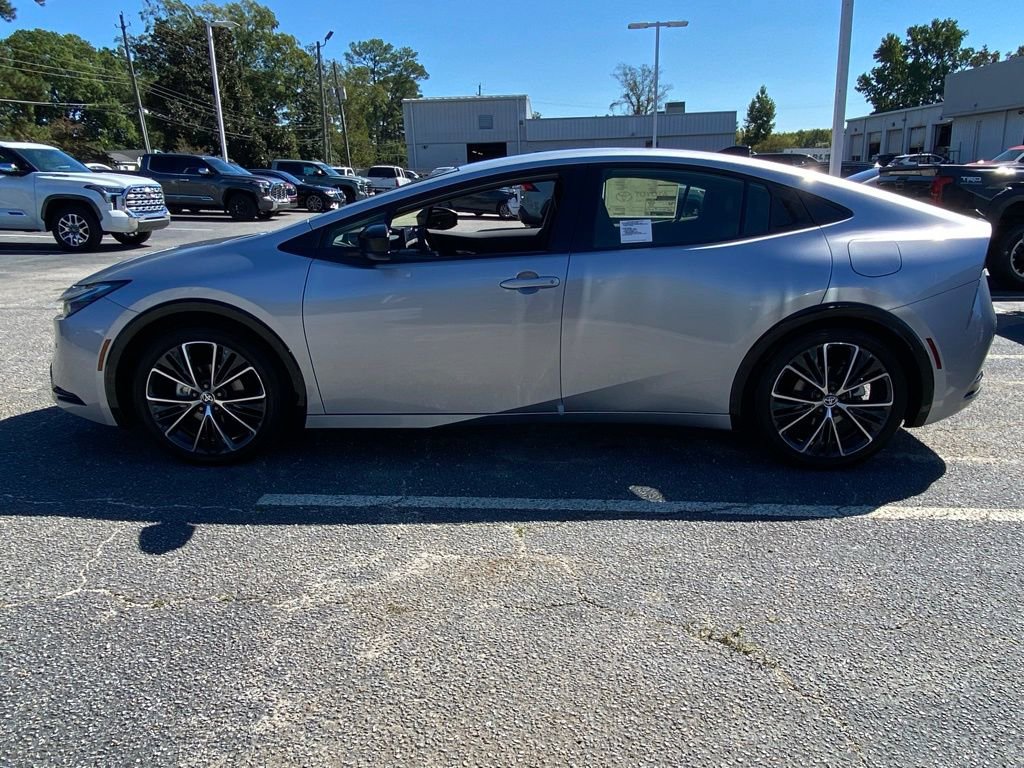 New 2026 Toyota Prius XLE image 4