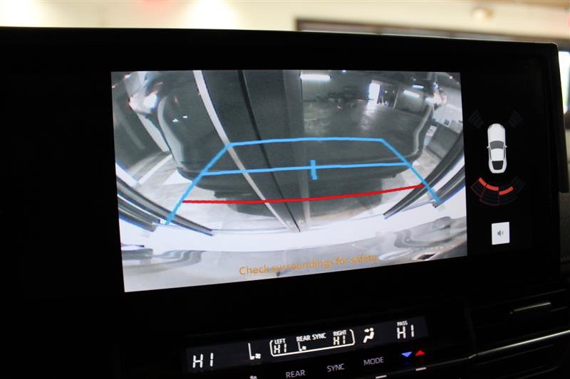 Used 2025 Toyota Sienna XLE Woodland Edition AWD/4WD image 22