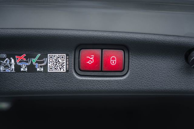 New 2026 Mercedes-Benz C 43 AMG 4MATIC Sedan image 12