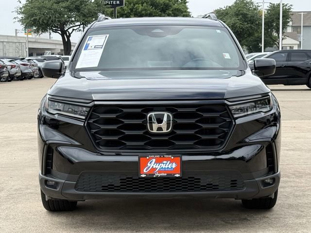 Used 2025 Honda Pilot Sport image 9