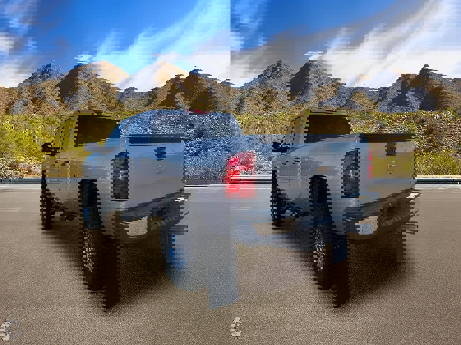 Used 2008 Chevrolet Silverado 2500 LT w/ Suspension Package, Off-Road AWD/4WD image 3