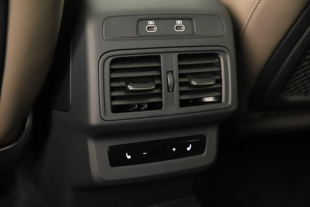 New 2025 Audi Q5 Prestige image 22