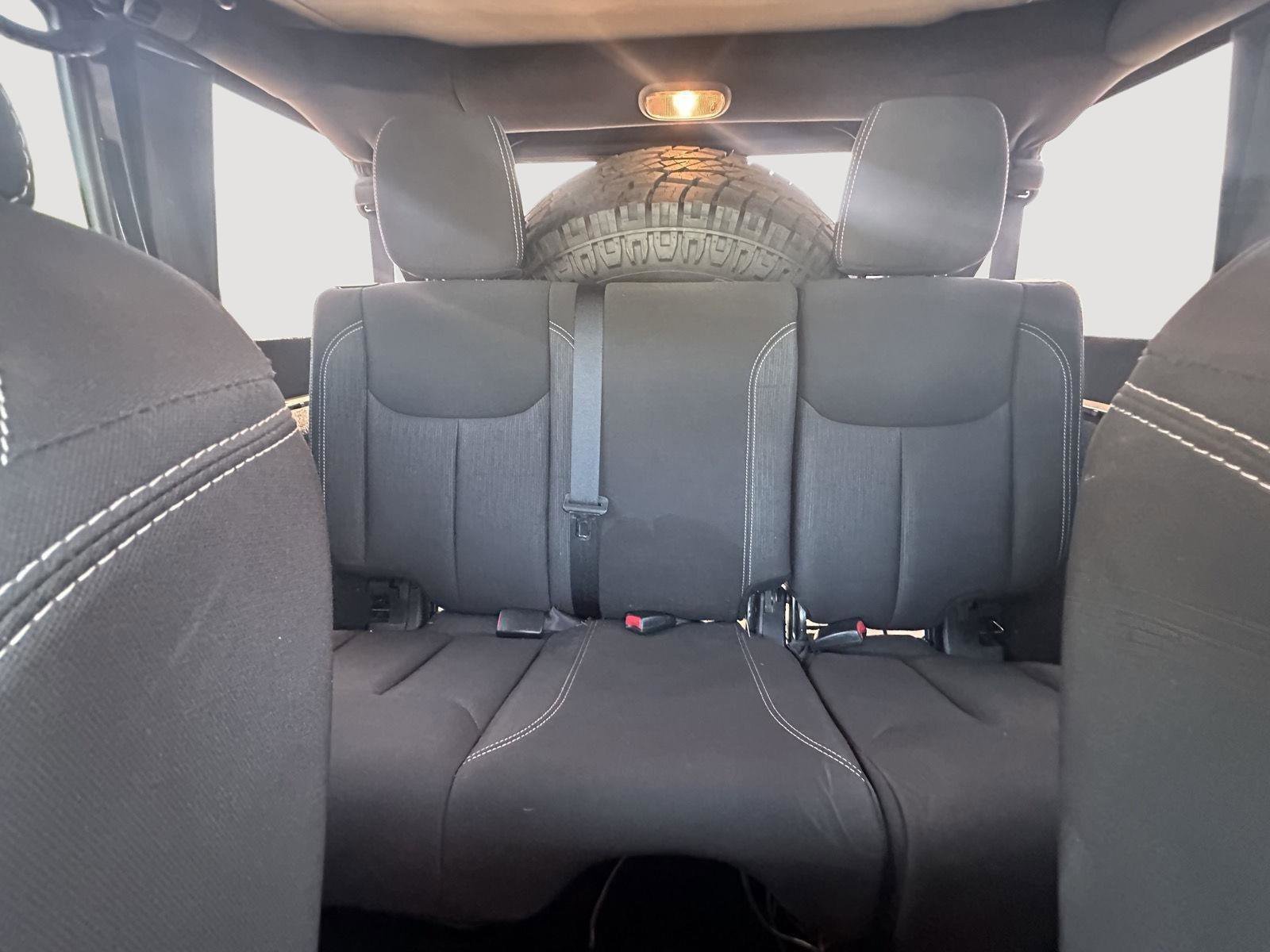 Used 2017 Jeep Wrangler Unlimited Rubicon w/ Dual Top Group image 12