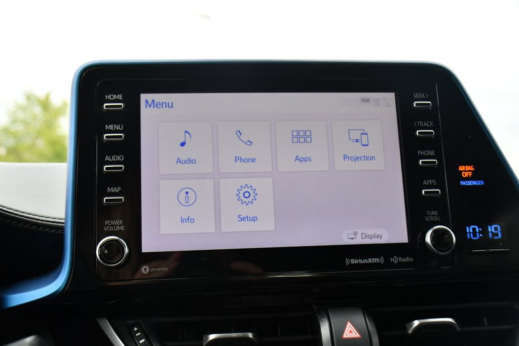 Used 2019 Toyota C-HR XLE FWD image 27