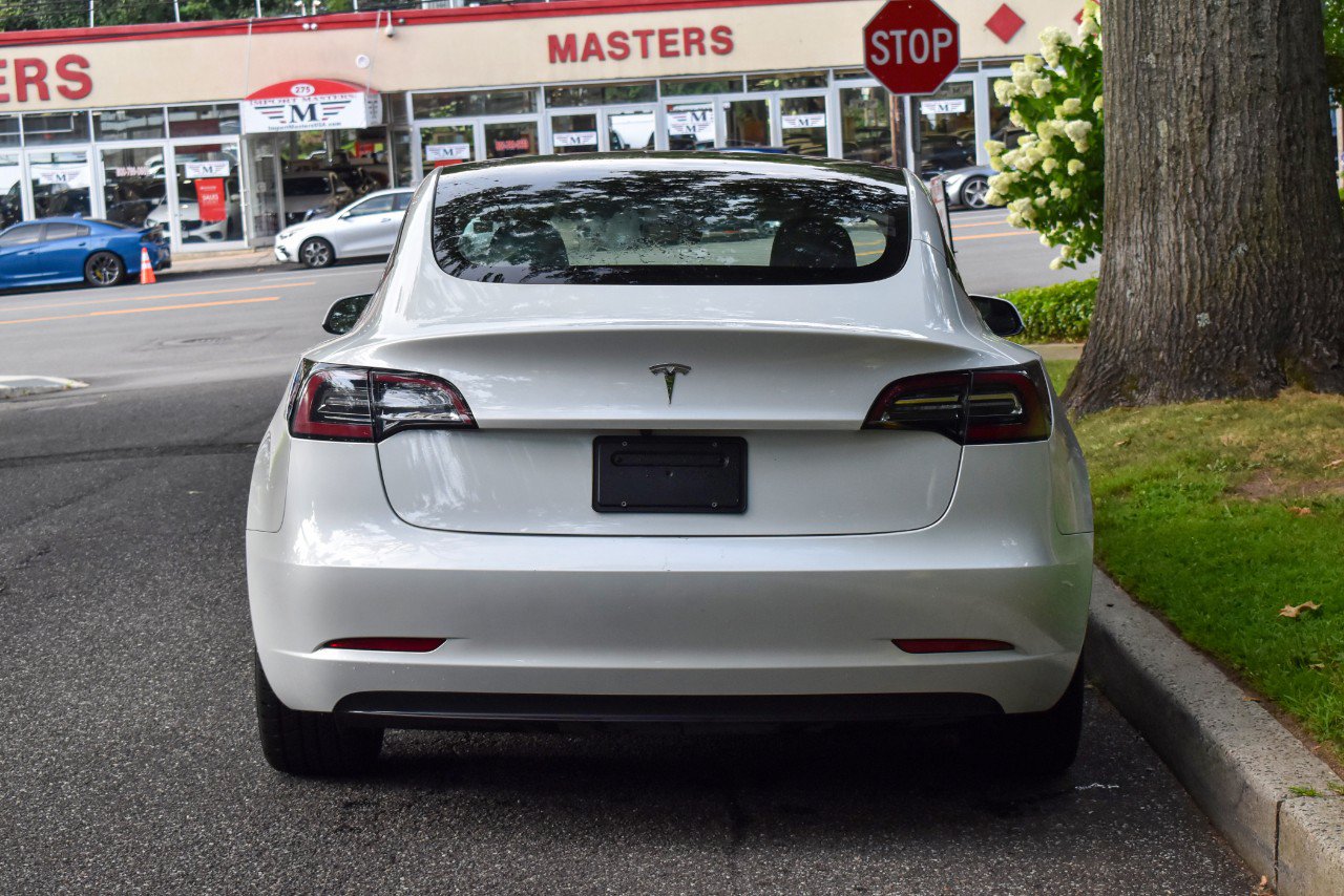 Used 2023 Tesla Model 3 Standard Range RWD image 7