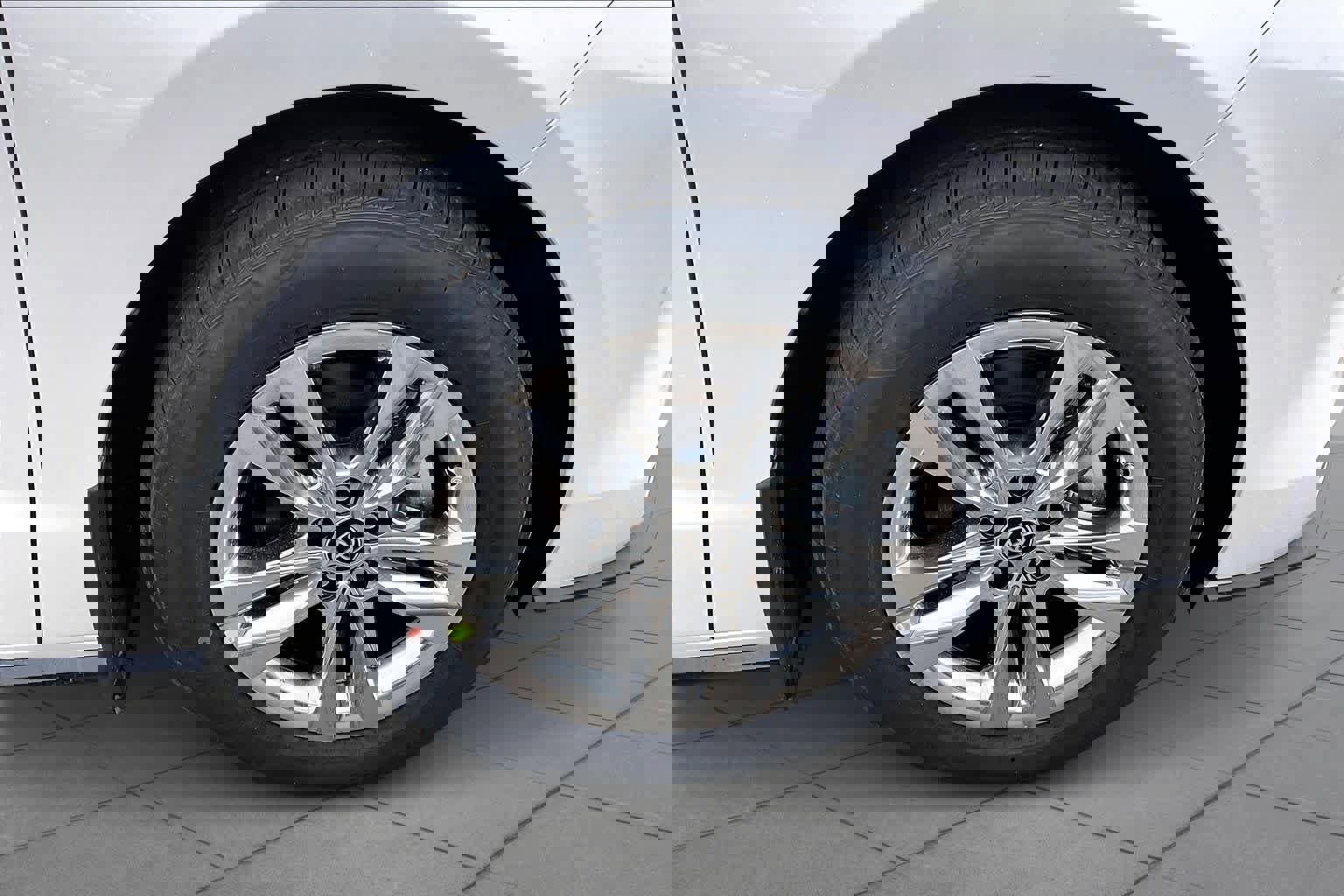 New 2026 Toyota Sienna Limited image 12