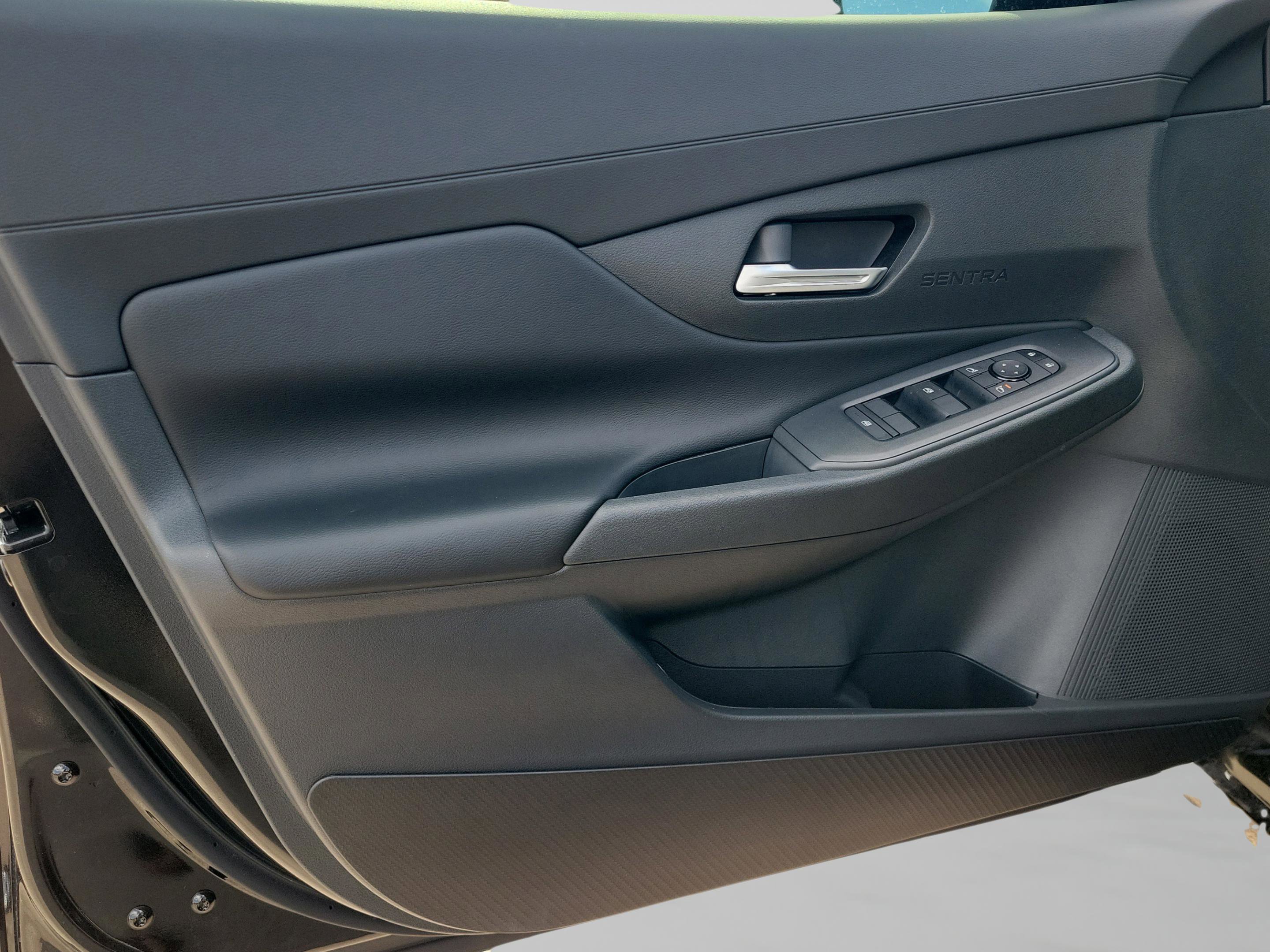 New 2026 Nissan Sentra SV w/ SV Convenience Package image 7