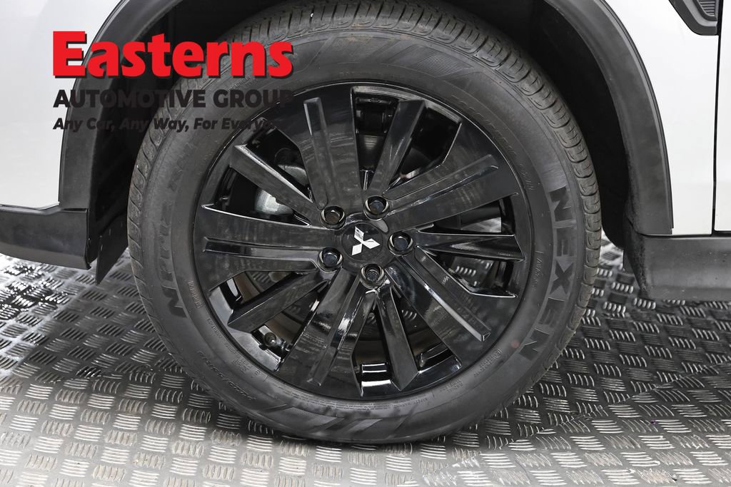 Used 2024 Mitsubishi Outlander Sport LE AWD/4WD image 32