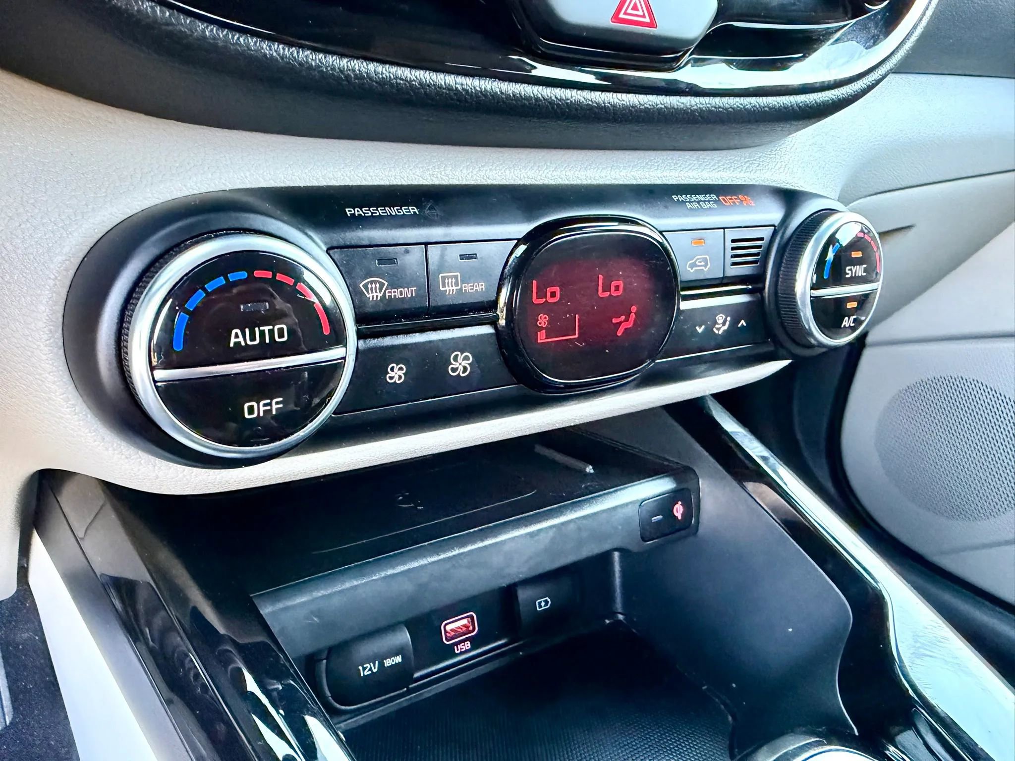 Used 2022 Kia Soul EX image 18