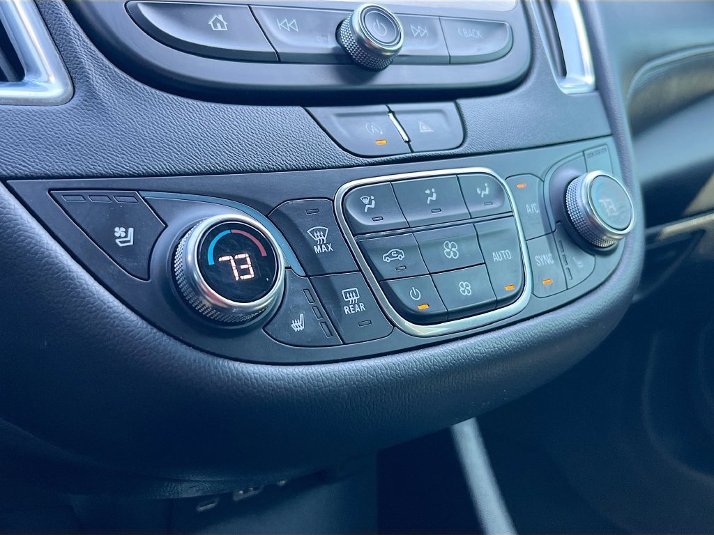 Used 2023 Chevrolet Malibu LT FWD image 16