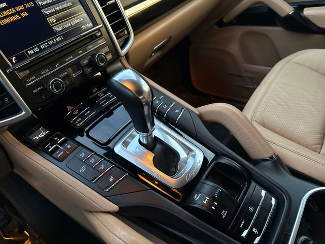 Used 2016 Porsche Cayenne image 27