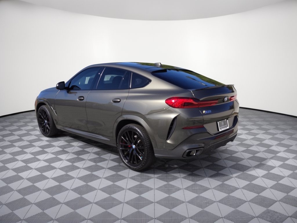 Used 2024 BMW X6 xDrive40i AWD/4WD image 3