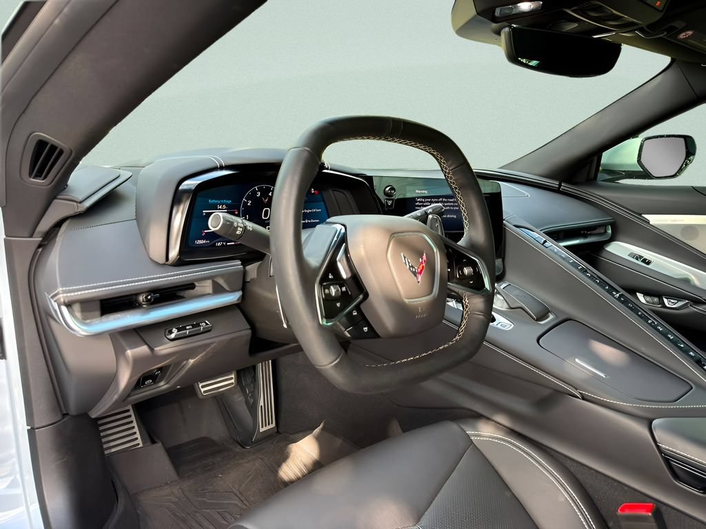 Used 2021 Chevrolet Corvette Stingray Preferred Conv w/ Z51 Performance Package RWD image 9