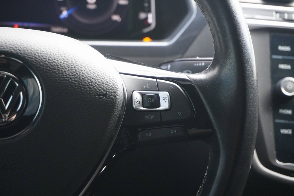 Used 2021 Volkswagen Tiguan SEL Premium R-Line image 17