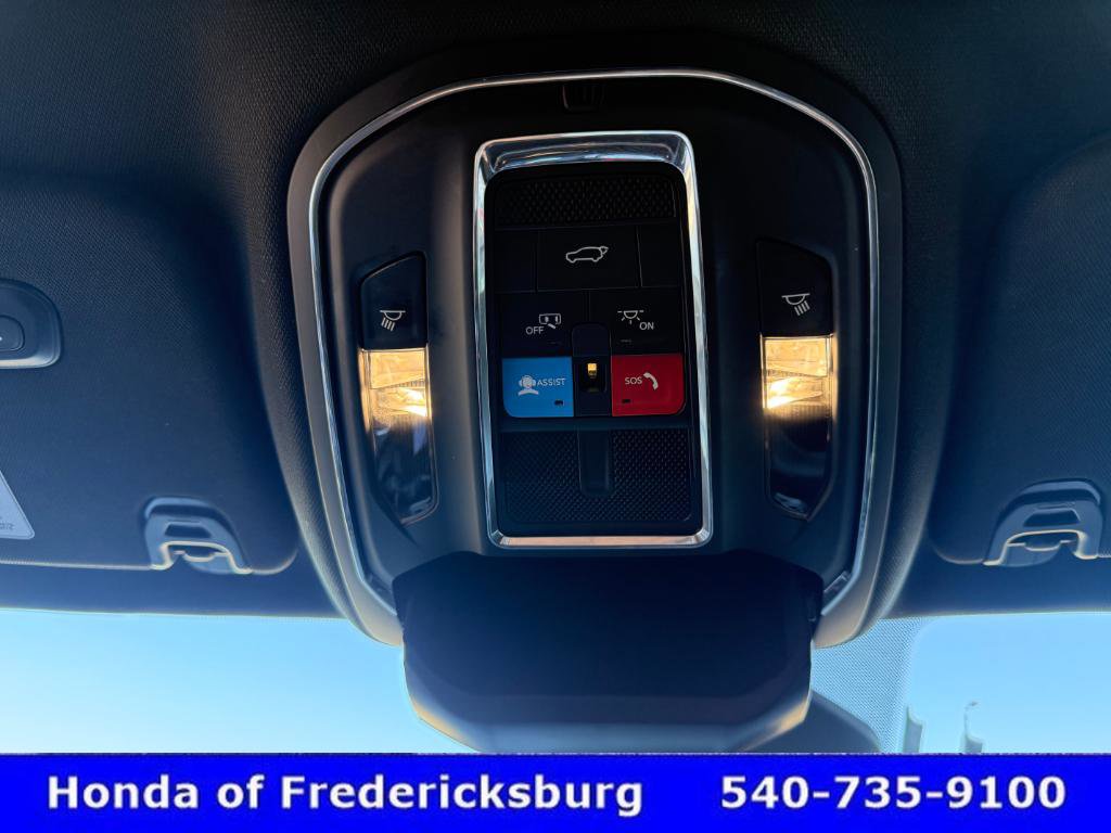 Used 2024 Jeep Wagoneer L Series II w/ Flexible Seating Group image 49