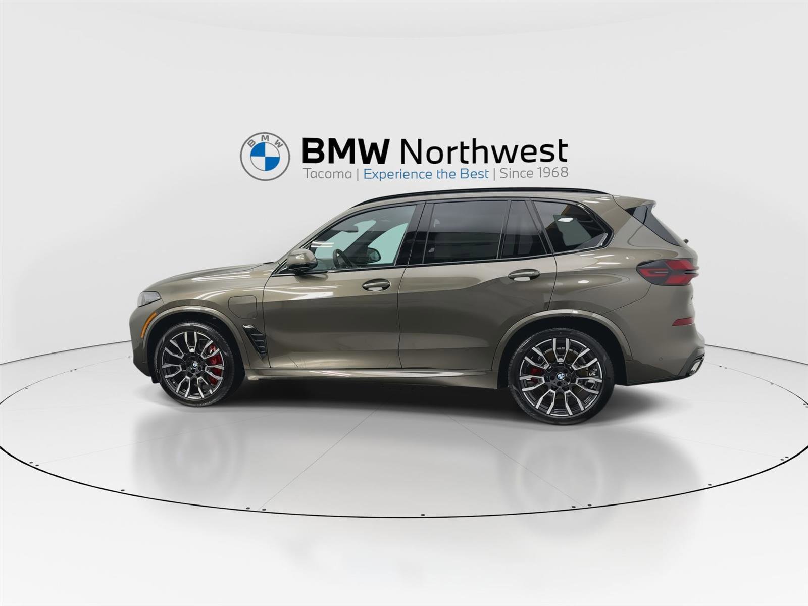 New 2026 BMW X5 xDrive50e w/ Executive Package AWD/4WD image 11