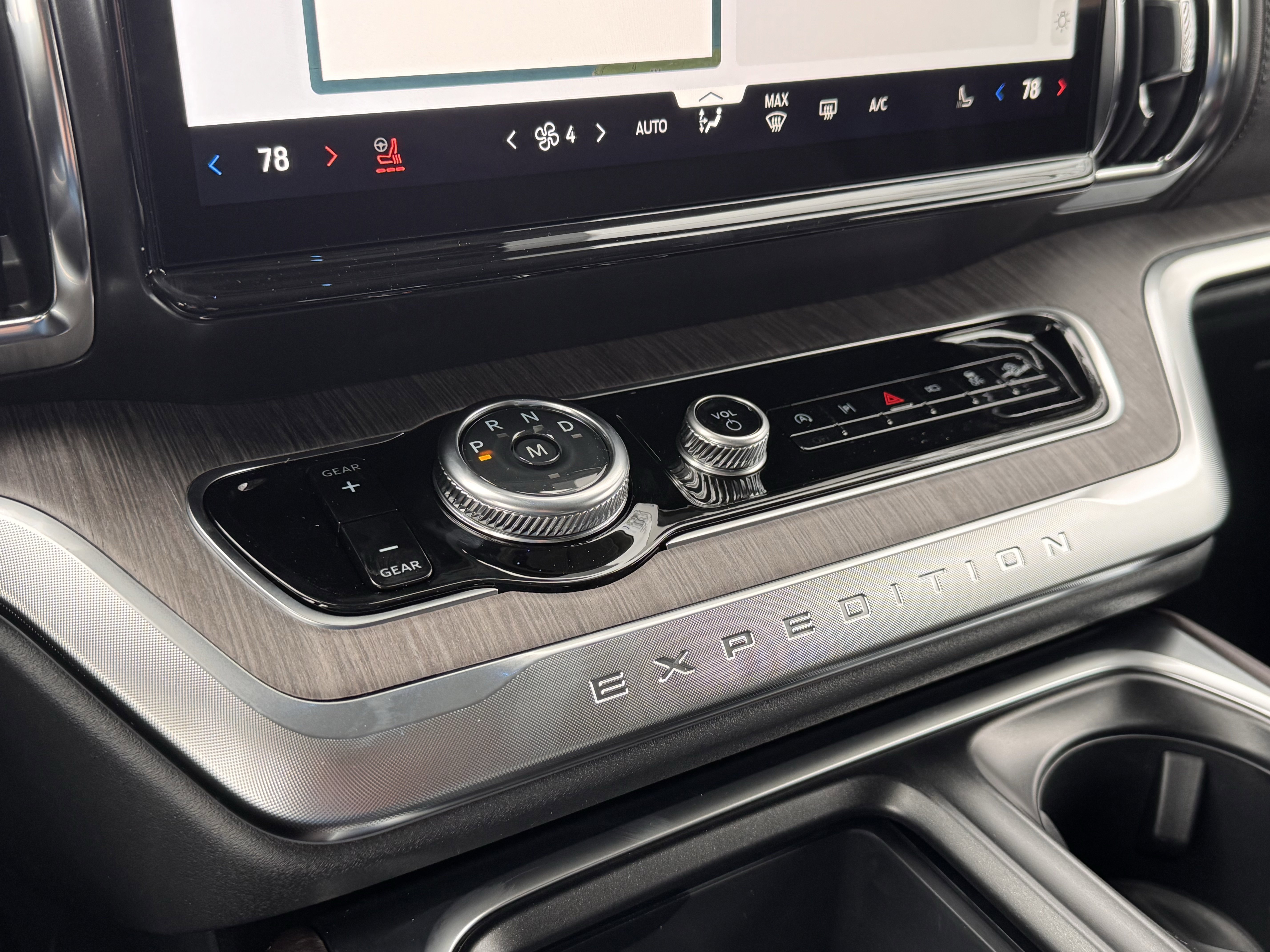 New 2026 Ford Expedition Max Platinum w/ Platinum Ultimate Package image 19