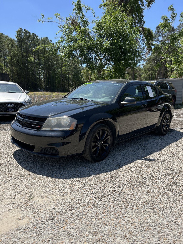 Used 2014 Dodge Avenger SE w/ Blacktop Package