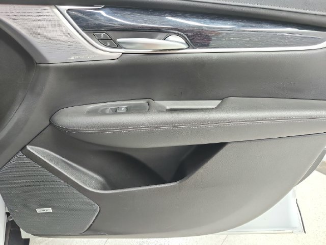 Used 2023 Cadillac XT5 Premium Luxury w/ LPO, Floor Liner Package AWD/4WD image 45