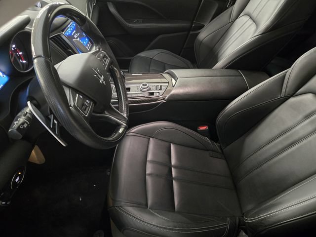 Used 2017 Maserati Levante S AWD/4WD image 13