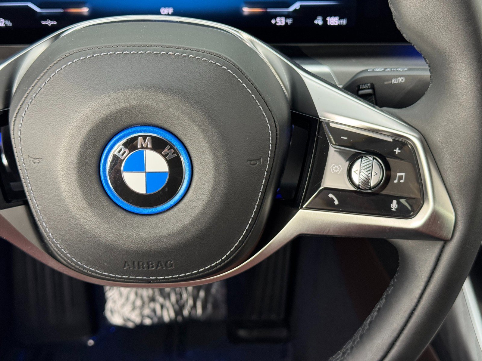Used 2023 BMW i7 xDrive60 image 19