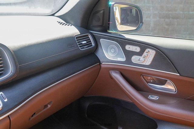 Used 2024 Mercedes-Benz GLS 450 4MATIC image 37