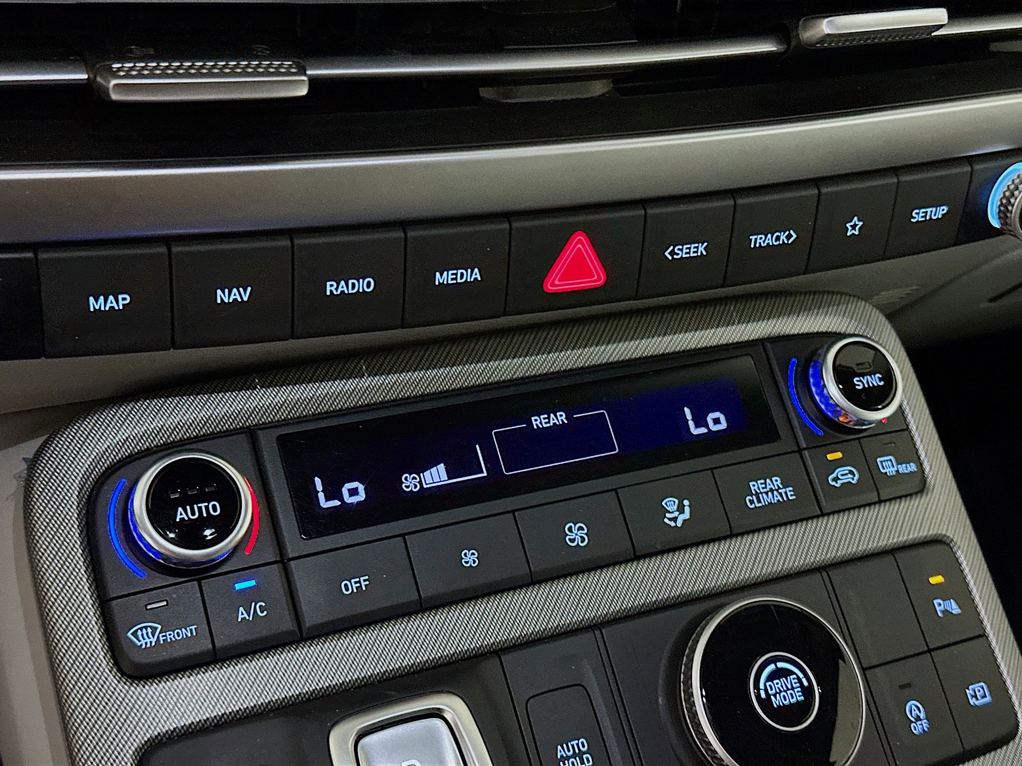 Used 2025 Hyundai Palisade SEL image 24