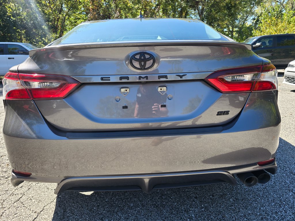 Used 2023 Toyota Camry SE FWD image 6