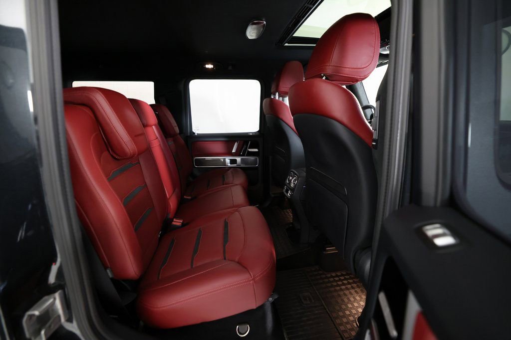 Used 2025 Mercedes-Benz G 63 AMG 4MATIC image 11
