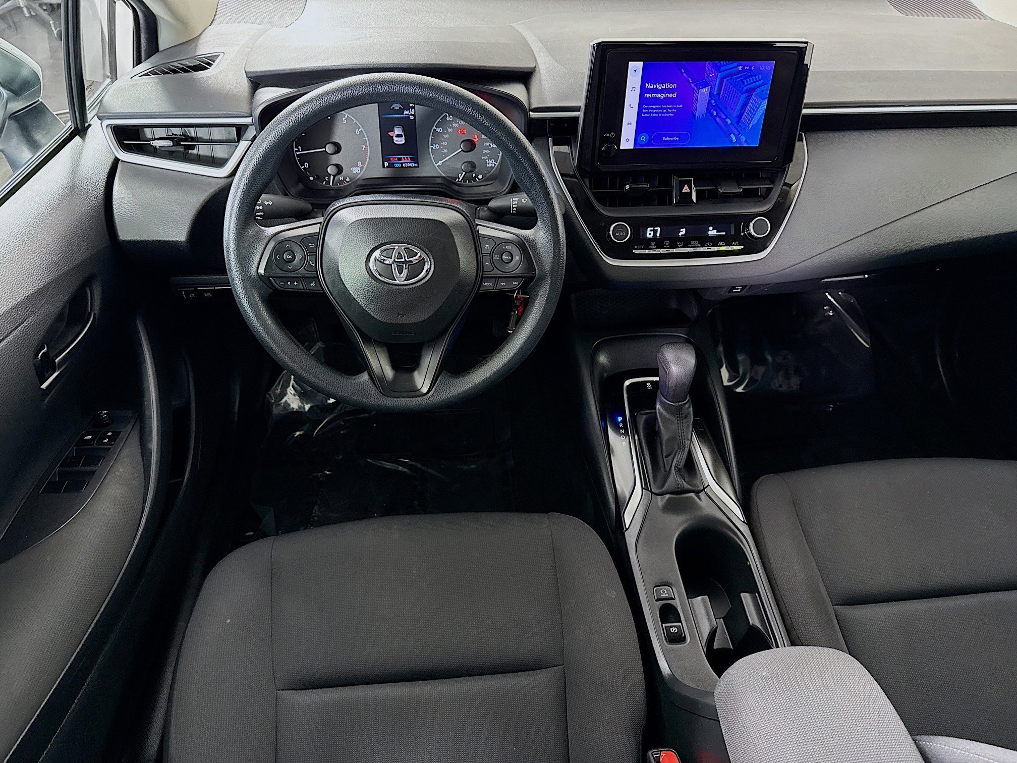 Used 2024 Toyota Corolla LE FWD image 17