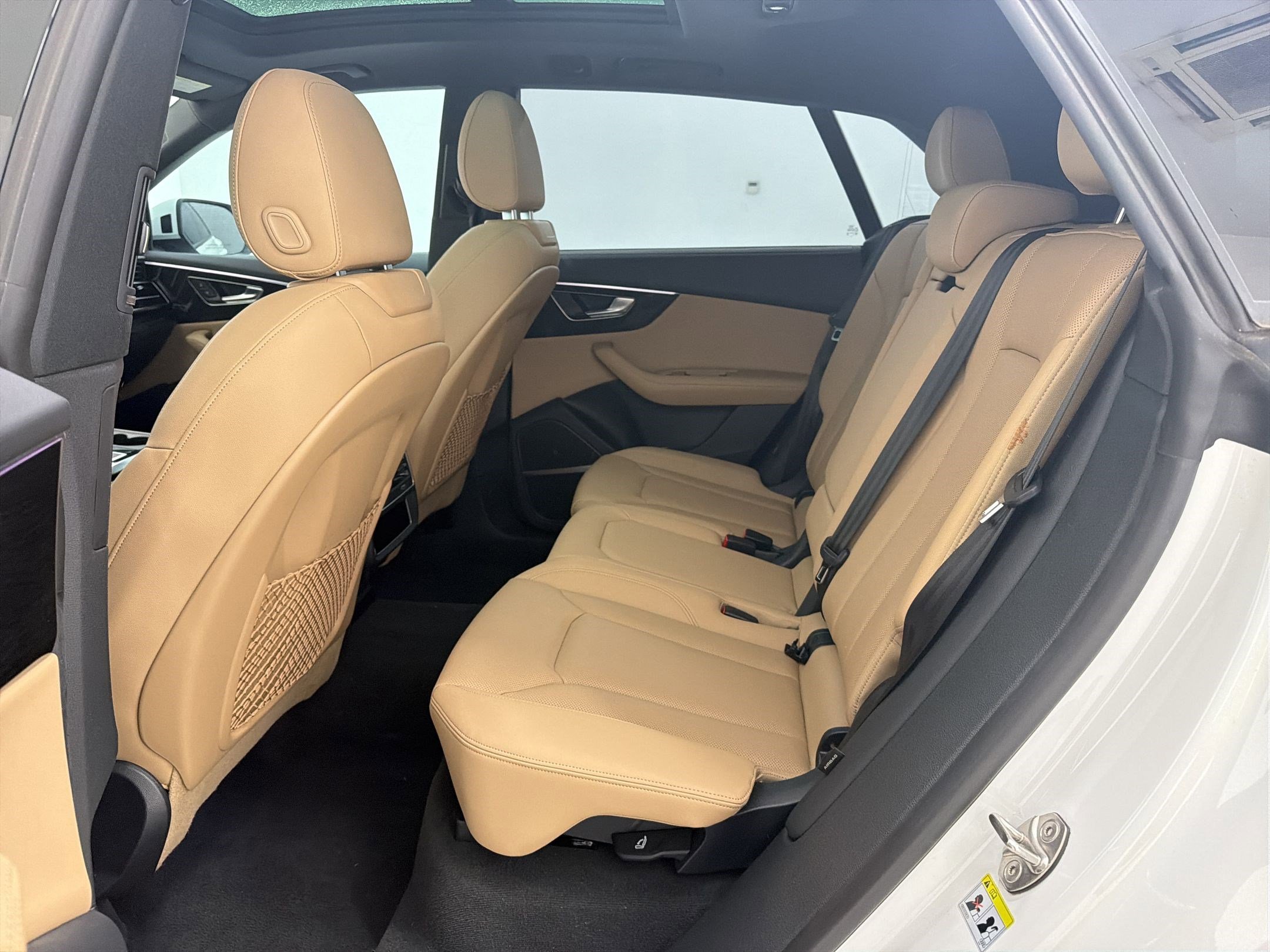 Used 2023 Audi Q8 Premium Plus image 14