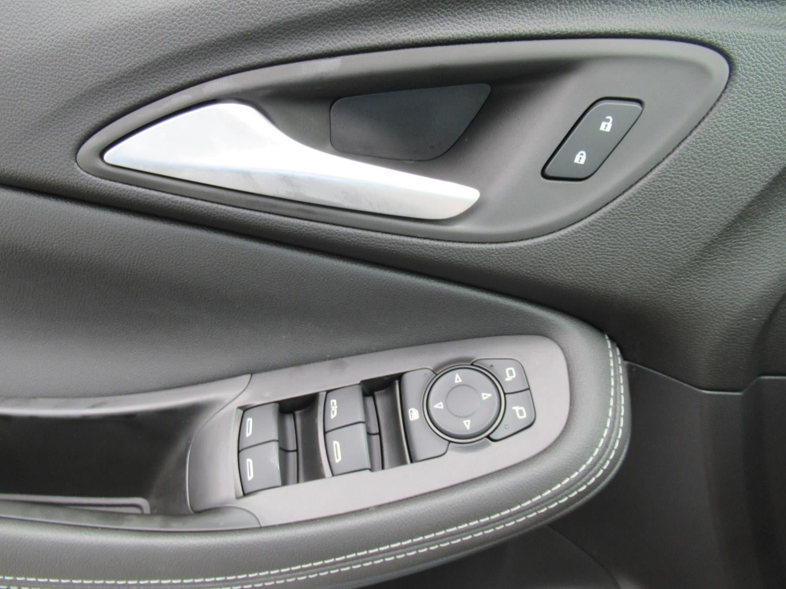 New 2026 Buick Encore GX Preferred w/ Comfort Package FWD image 21