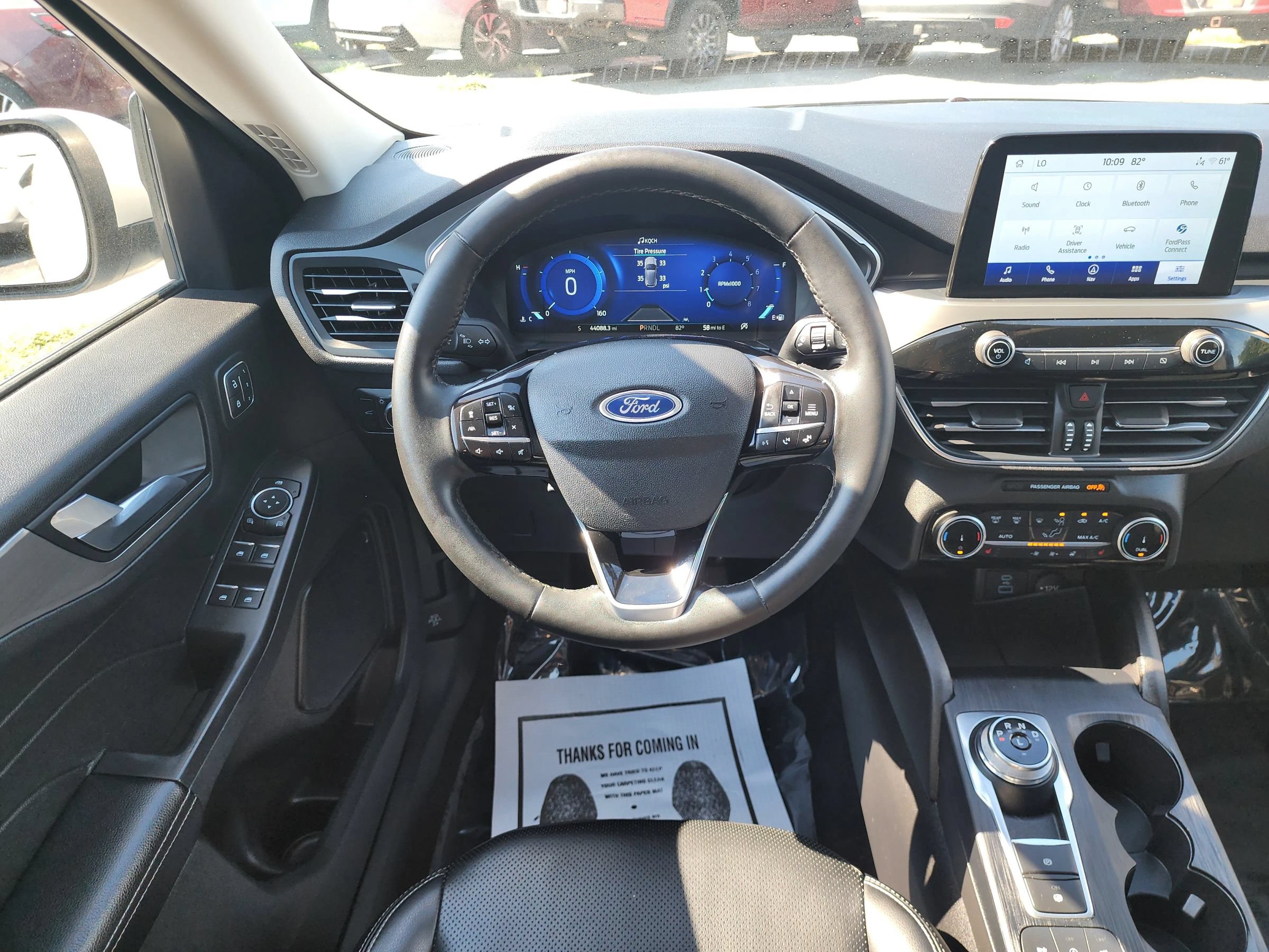 Used 2022 Ford Escape Titanium w/ Class II Trailer Tow Package AWD/4WD image 10
