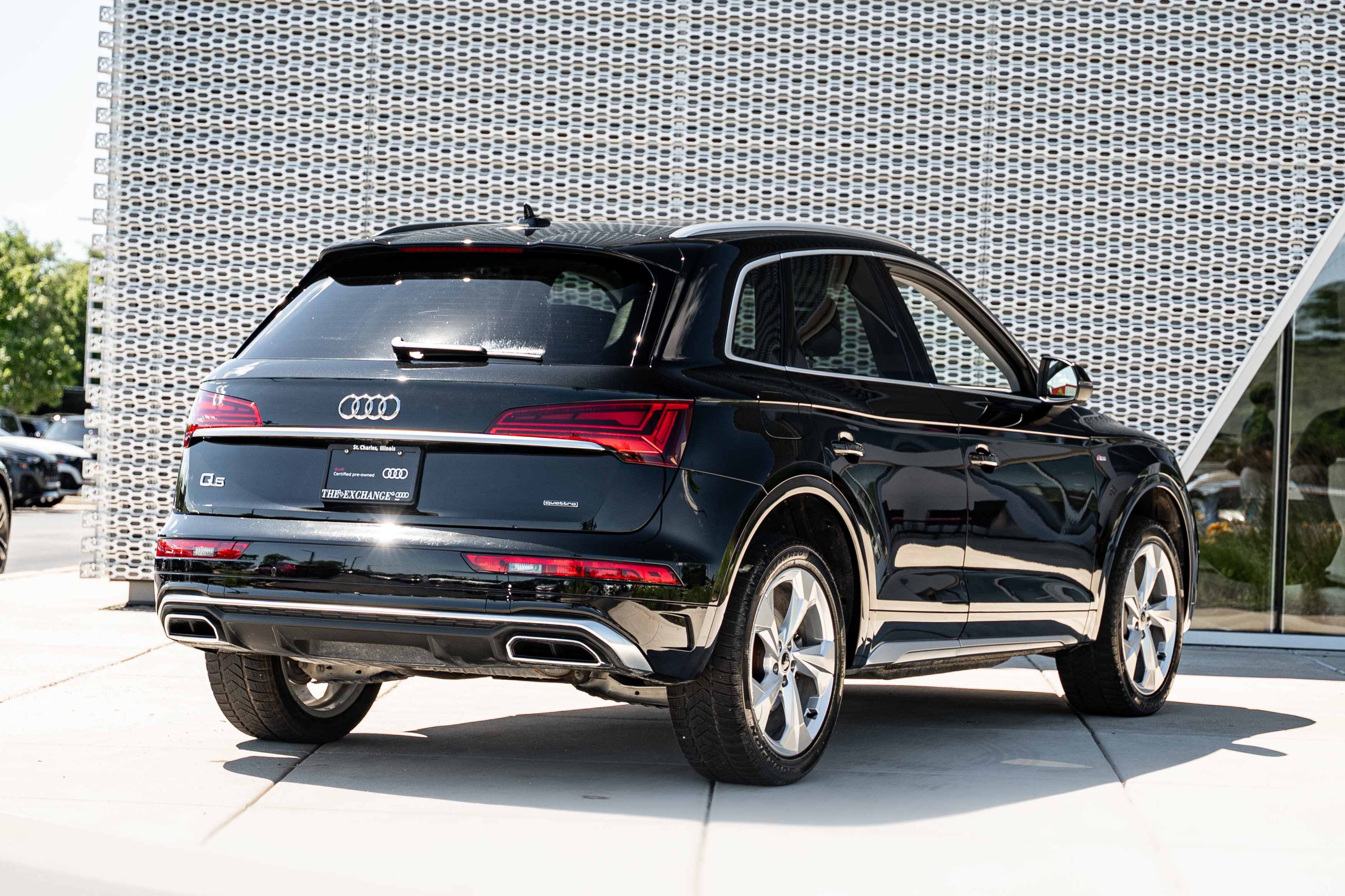 Certified 2023 Audi Q5 2.0T Premium Plus w/ Premium Plus Package AWD/4WD image 4