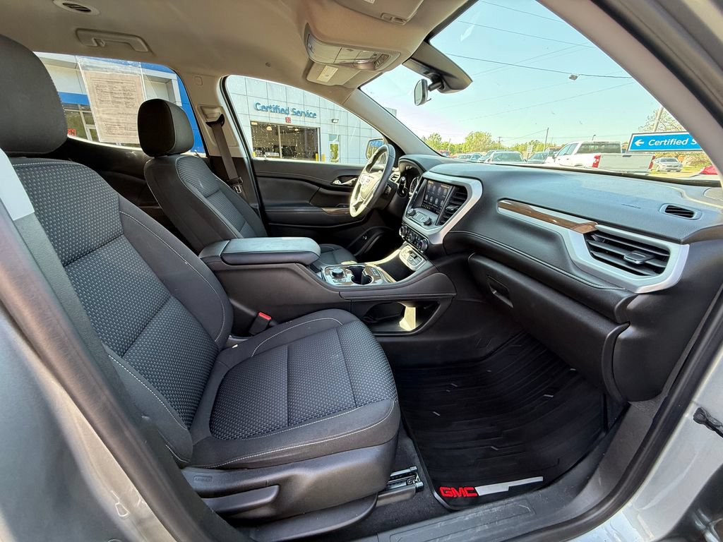 Certified 2023 GMC Acadia SLE w/ Driver Convenience Package AWD/4WD image 35