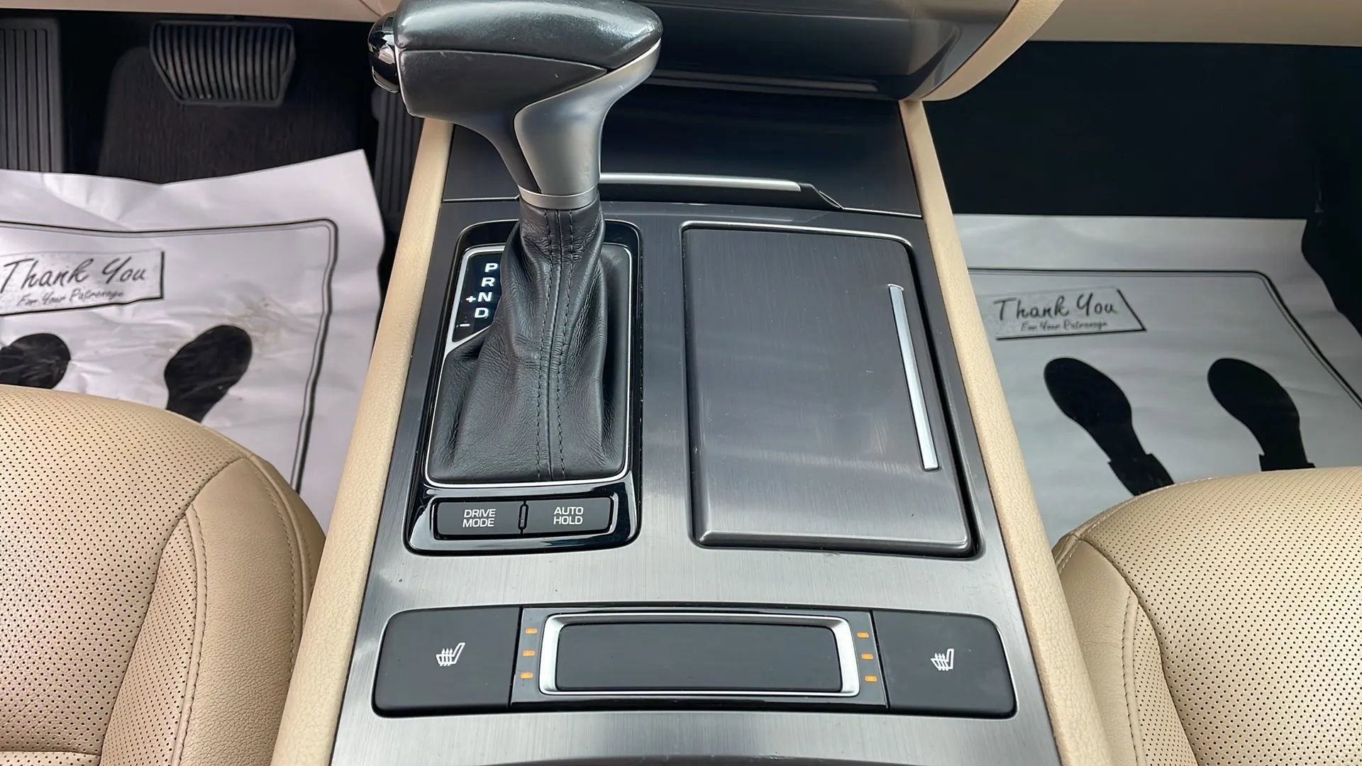 Used 2018 Genesis G80 3.8 RWD image 24