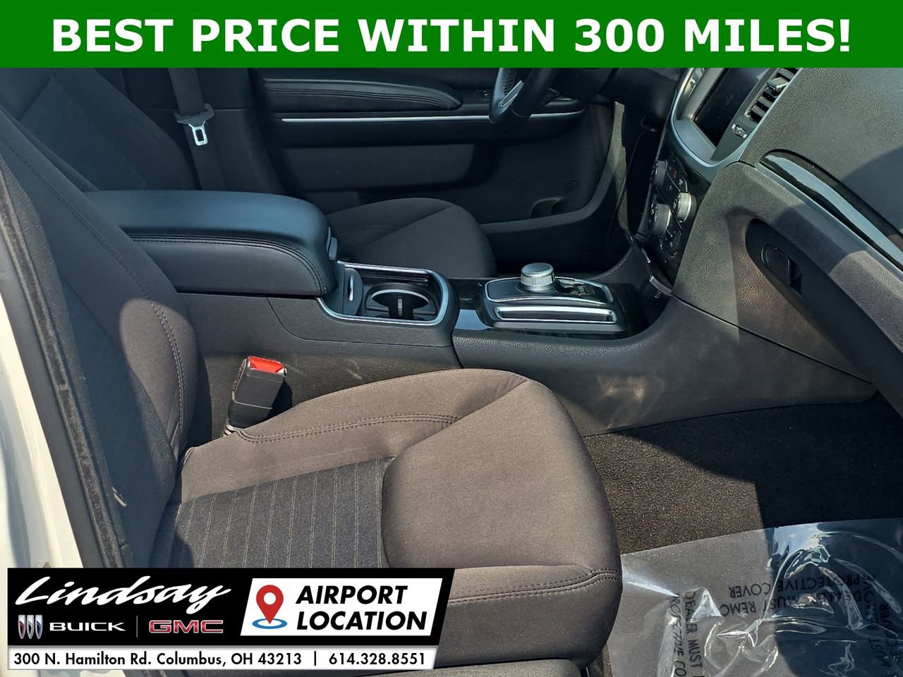 Used 2022 Chrysler 300 Touring image 26