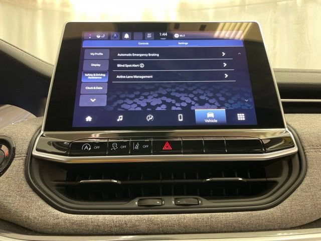 Used 2022 Jeep Compass Latitude AWD/4WD image 26