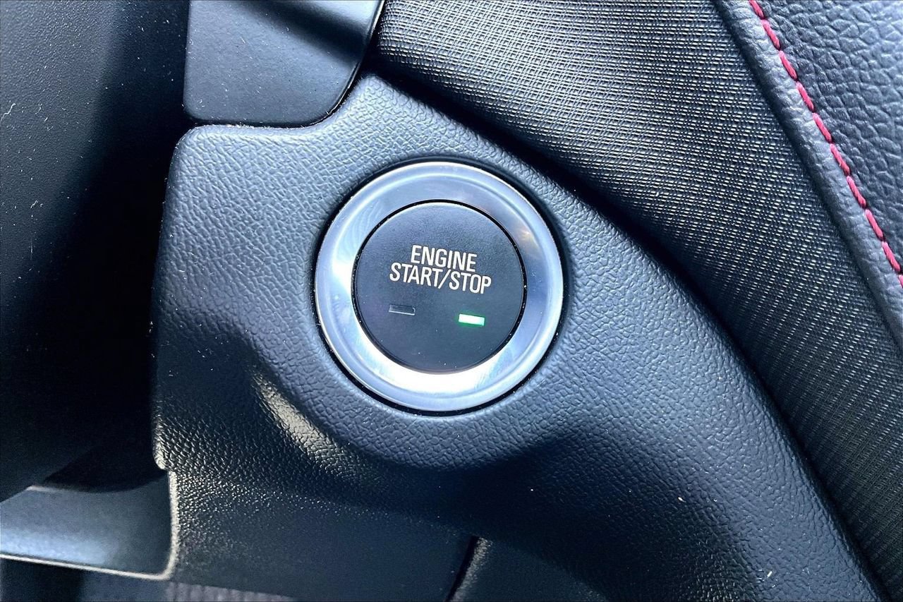 Used 2023 Chevrolet Equinox RS w/ RS Leather Package FWD image 26