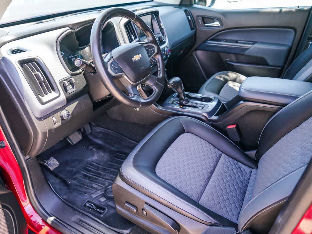 Used 2017 Chevrolet Colorado Z71 RWD image 16