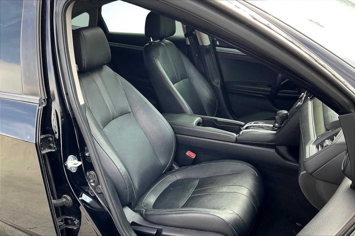 Used 2018 Honda Civic EX-L image 7