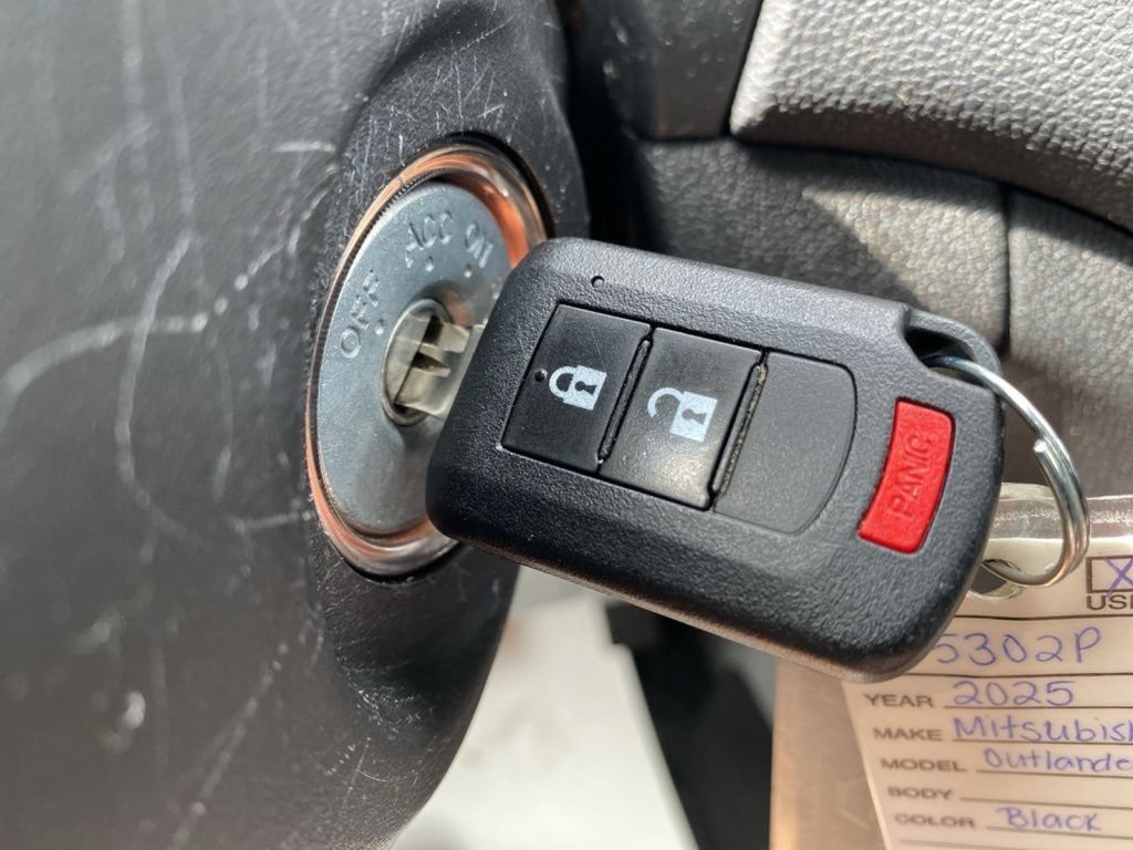 Used 2025 Mitsubishi Outlander Sport ES AWD/4WD image 26