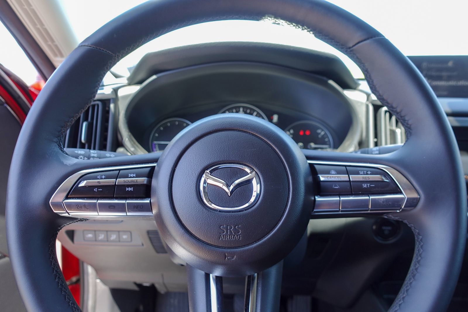 Used 2025 MAZDA CX-50 AWD 2.5 Hybrid w/ Premium Pkg image 19