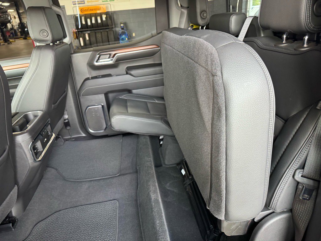 Used 2024 GMC Sierra 1500 Denali w/ Technology Package image 14
