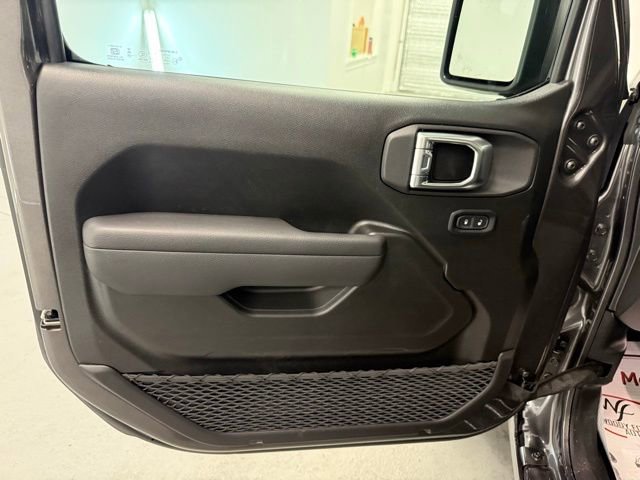 New 2026 Jeep Gladiator Sport AWD/4WD image 13