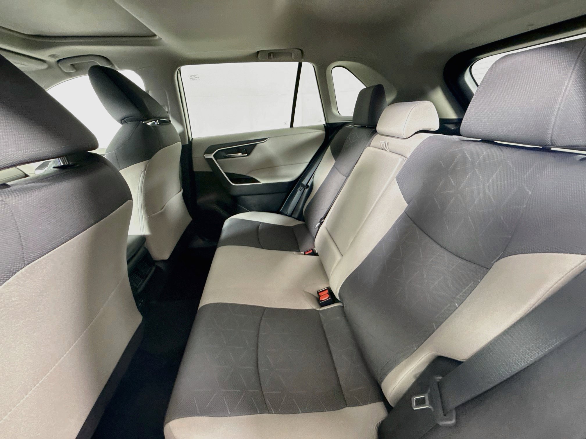 Certified 2024 Toyota RAV4 XLE w/ Convenience Package FWD image 21
