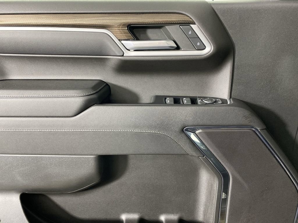 Used 2023 Chevrolet Silverado 1500 LT image 23