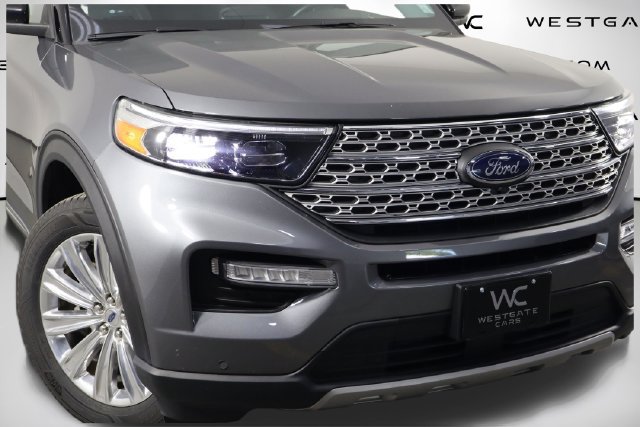 Used 2021 Ford Explorer Limited w/ Equipment Group 301A AWD/4WD image 45